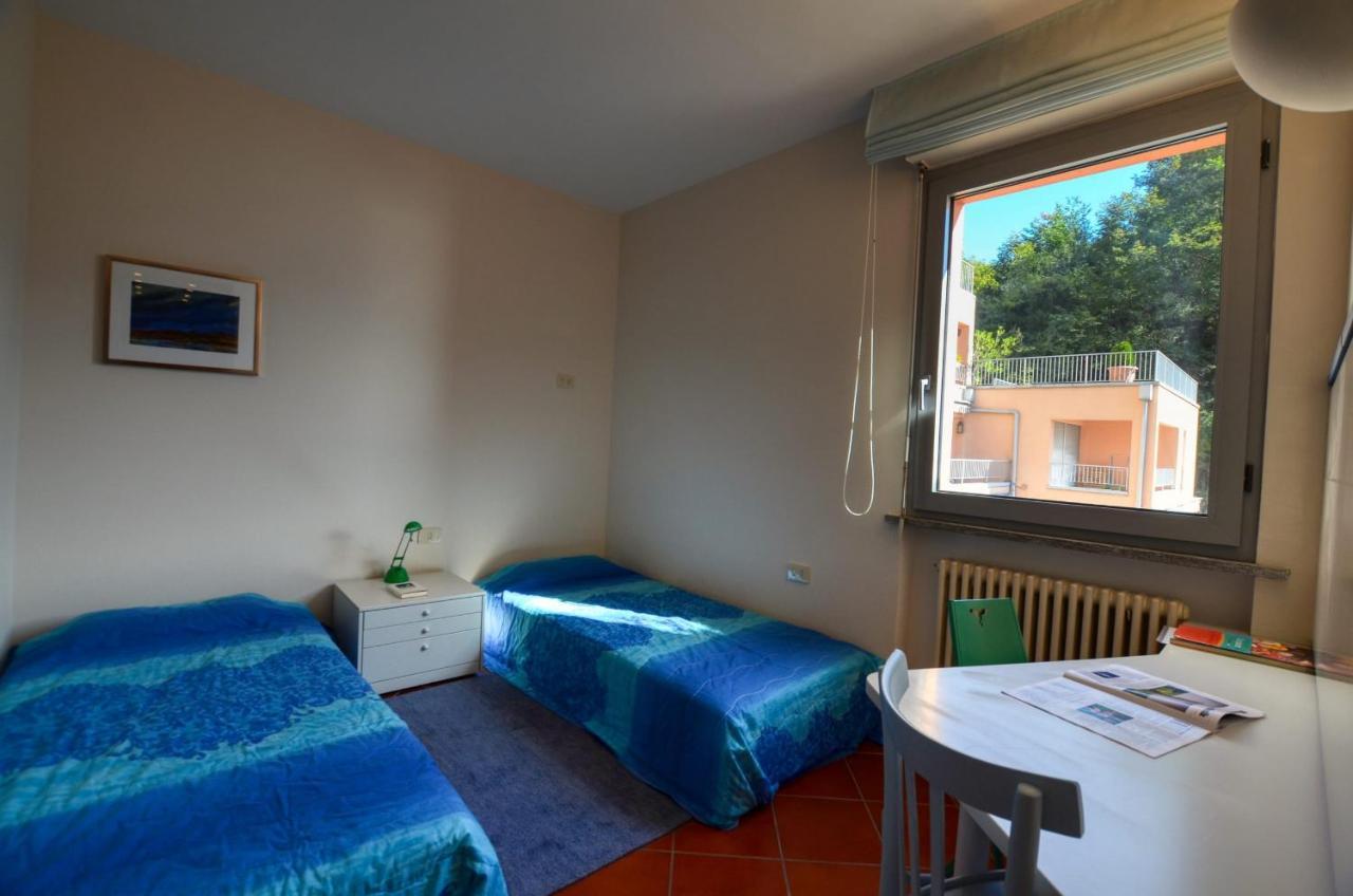 2-Bedroom Lakeview Apartment Bella Gaeta 산 시로 외부 사진