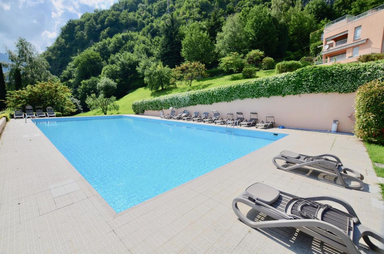 2-Bedroom Lakeview Apartment Bella Gaeta 산 시로 외부 사진
